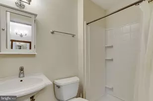 2937 Village Spring Ln, Vienna, VA 22181 - Photo 30