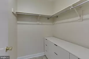 2937 Village Spring Ln, Vienna, VA 22181 - Photo 32