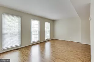 2937 Village Spring Ln, Vienna, VA 22181 - Photo 8
