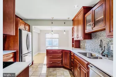 9718 Kingsbridge Drive #204, Fairfax, VA 22031 - Photo 2