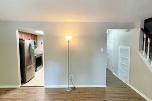 1602 Harvest Green Ct, Reston, VA 20194 - Photo 6