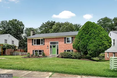 4016 Mapleton Drive, Chantilly, VA 20151 - Photo 2
