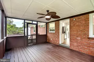 4016 Mapleton Dr, Chantilly, VA 20151 - Photo 18