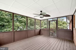 4016 Mapleton Dr, Chantilly, VA 20151 - Photo 16