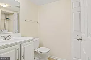 13096 Marcey Creek Rd, Herndon, VA 20171 - Photo 12