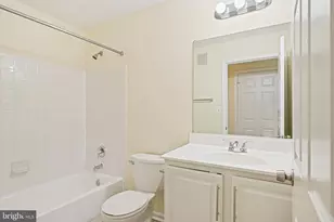 13096 Marcey Creek Rd, Herndon, VA 20171 - Photo 20