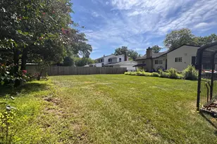8510 Cottage St, Vienna, VA 22180 - Photo 2