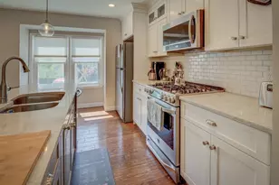 3039 White Birch Ct, Fairfax, VA 22031 - Photo 4