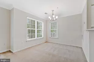 12890 Fair Briar Ln, Fairfax, VA 22033 - Photo 8