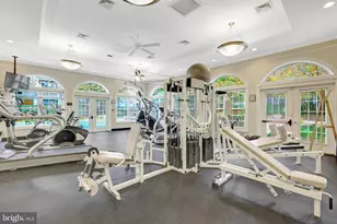 12890 Fair Briar Ln, Fairfax, VA 22033 - Photo 32
