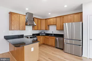 7348 Bloomington Ct, Springfield, VA 22150 - Photo 22