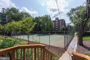 6133 Leesburg Pike, Falls Church, VA 22041 - Photo 30