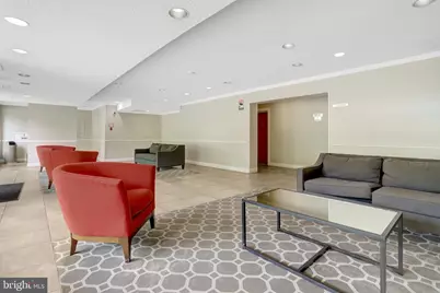 6133 Leesburg Pike #201, Falls Church, VA 22041 - Photo 4