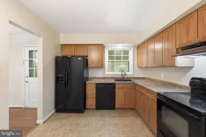 8621 Buckboard Drive, Alexandria, VA 22308 - Photo 10