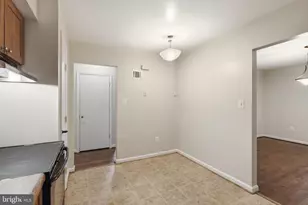 8621 Buckboard Dr, Alexandria, VA 22308 - Photo 12