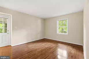 8621 Buckboard Dr, Alexandria, VA 22308 - Photo 14