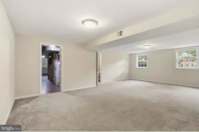 8621 Buckboard Drive, Alexandria, VA 22308 - Photo 22