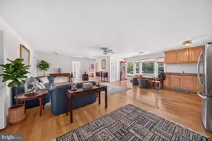 5213 Montgomery St, Springfield, VA 22151 - Photo 2