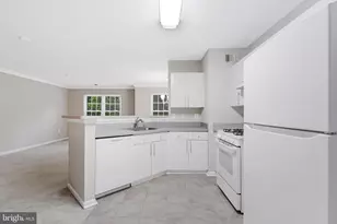12747 Fair Briar Ln, Fairfax, VA 22033 - Photo 12