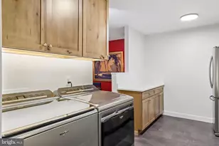 11809 Breton Ct, Reston, VA 20191 - Photo 10