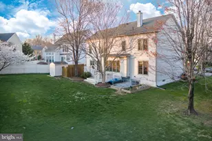 8622 Larkview Ln, Fairfax Station, VA 22039 - Photo 10