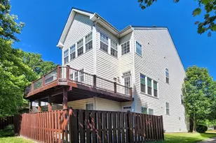 13906 Gothic Dr, Centreville, VA 20121 - Photo 2