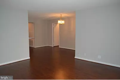 5904 Mount Eagle Drive #117, Alexandria, VA 22303 - Photo 14