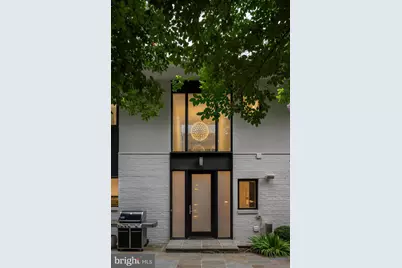 6016 Chesterbrook Road, McLean, VA 22101 - Photo 2