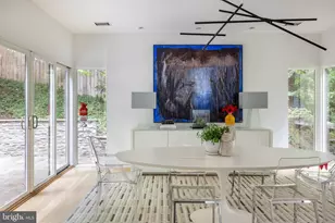 6016 Chesterbrook Rd, McLean, VA 22101 - Photo 10