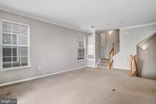 2426 Coopers Branch Ct, Herndon, VA 20171 - Photo 8