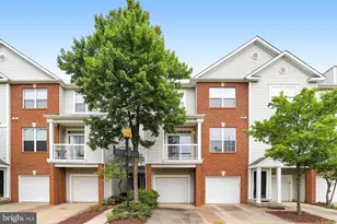 2426 Coopers Branch Ct, Herndon, VA 20171 - Photo 1