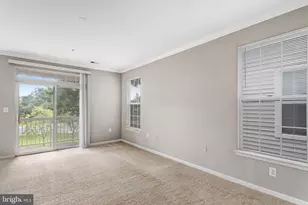 2426 Coopers Branch Ct, Herndon, VA 20171 - Photo 8