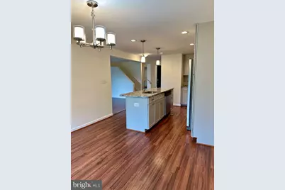 1823 N Shore Court, Reston, VA 20190 - Photo 4