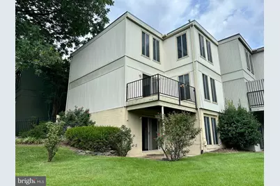1823 N Shore Court, Reston, VA 20190 - Photo 2