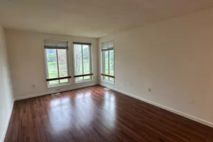 1823 N Shore Ct, Reston, VA 20190 - Photo 6