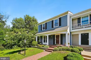 13479 Old Dairy Ct, Herndon, VA 20171 - Photo 2