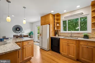 13479 Old Dairy Ct, Herndon, VA 20171 - Photo 16