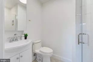 4560 Bogart Ct, Annandale, VA 22003 - Photo 32