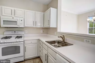 2433 Coopers Branch Court, Herndon, VA 20171 - Photo 14