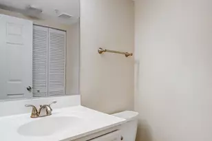 2433 Coopers Branch Ct, Herndon, VA 20171 - Photo 16