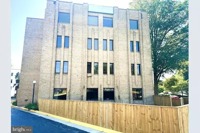 1307 Dolley Madison Boulevard #3-B, McLean, VA 22101 - Photo 2
