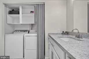 5757 Rexford Ct, Springfield, VA 22152 - Photo 18