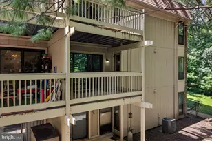 5757 Rexford Ct, Springfield, VA 22152 - Photo 24