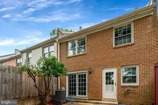 8315 Forrester Blvd, Springfield, VA 22152 - Photo 30