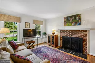 9415 Cello Ct, Vienna, VA 22182 - Photo 8