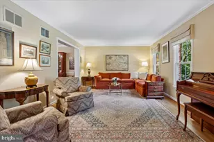 9415 Cello Ct, Vienna, VA 22182 - Photo 2