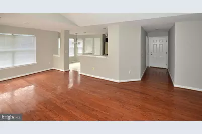5612 Willoughby Newton Drive #37, Centreville, VA 20120 - Photo 2