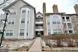 5612 Willoughby Newton Dr, Centreville, VA 20120 - Photo 1