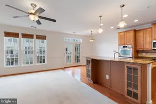 5675 Harrington Falls Ln, Alexandria, VA 22312 - Photo 10