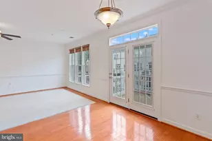 5675 Harrington Falls Ln, Alexandria, VA 22312 - Photo 16